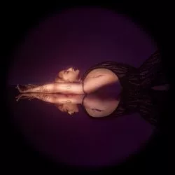 Kiana Lede - Deeper