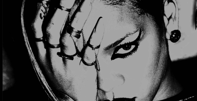 Rihanna - Rated R
