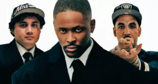 YG - HOLLYWOOD (feat. Shoreline Mafia)